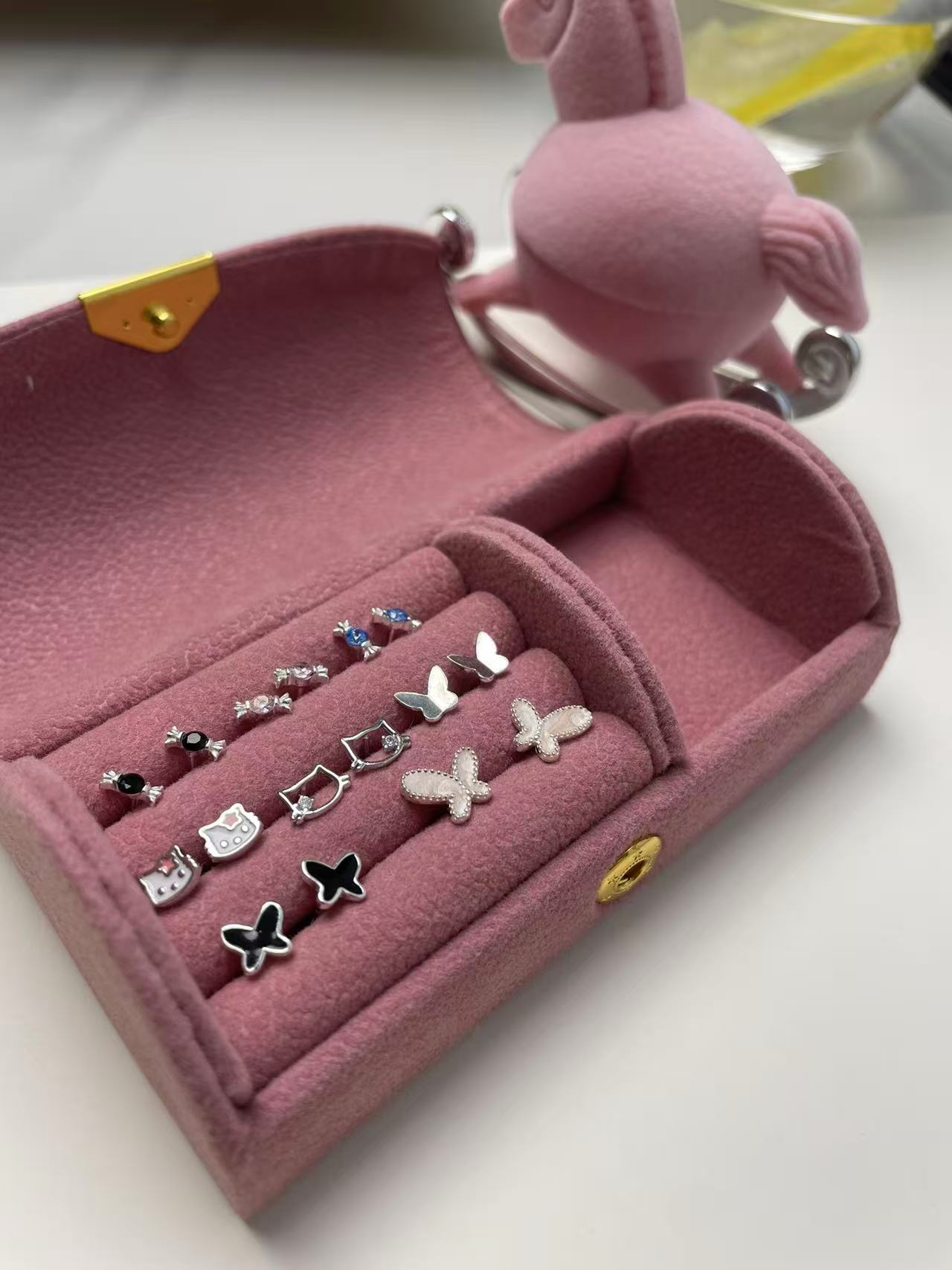 足银莫桑石耳饰 足银 990/999 日常通勤耳钉螺丝拧