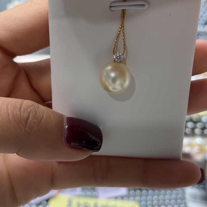 海水珍珠吊坠(不含链)18K金镶嵌