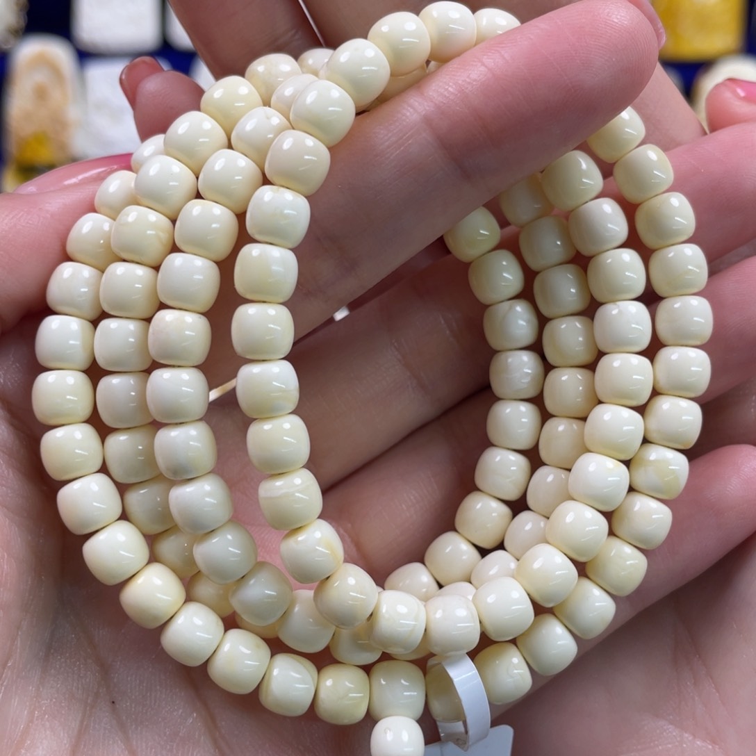 蜜蜡裸石未镶嵌琥珀蜜蜡