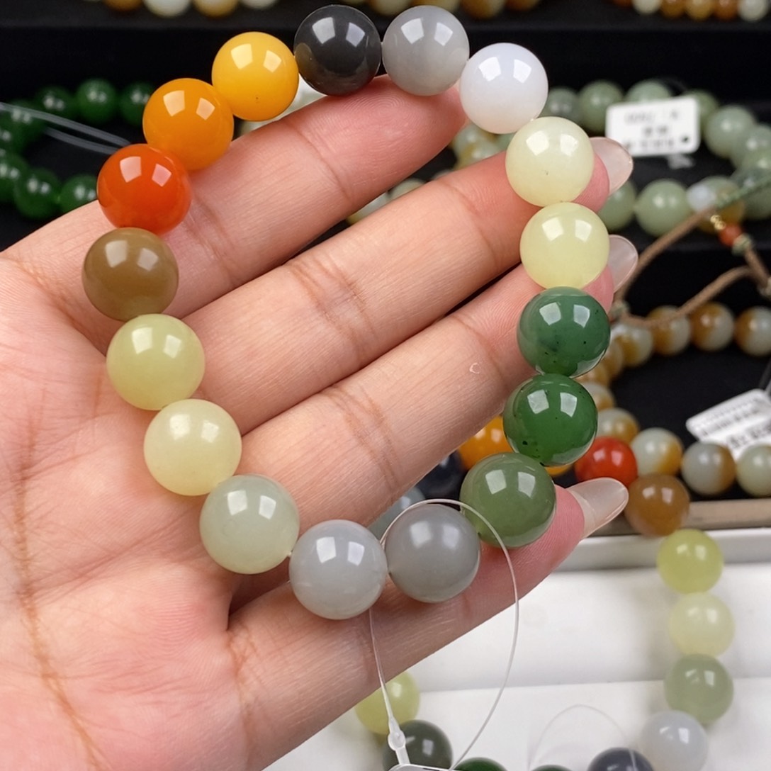 和田玉手串未镶嵌长**印