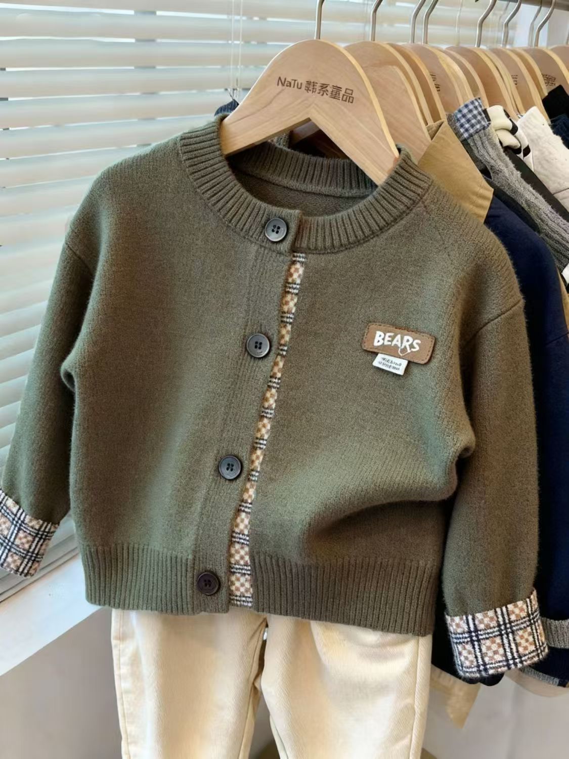 针织衫儿童韩版秋冬毛衣字母春秋男童圆领加厚洋气风格厚款