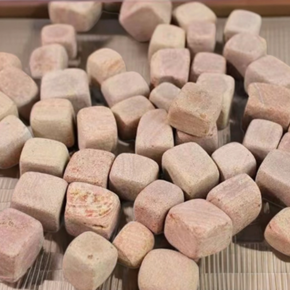 泗水砭石原石泡水块
