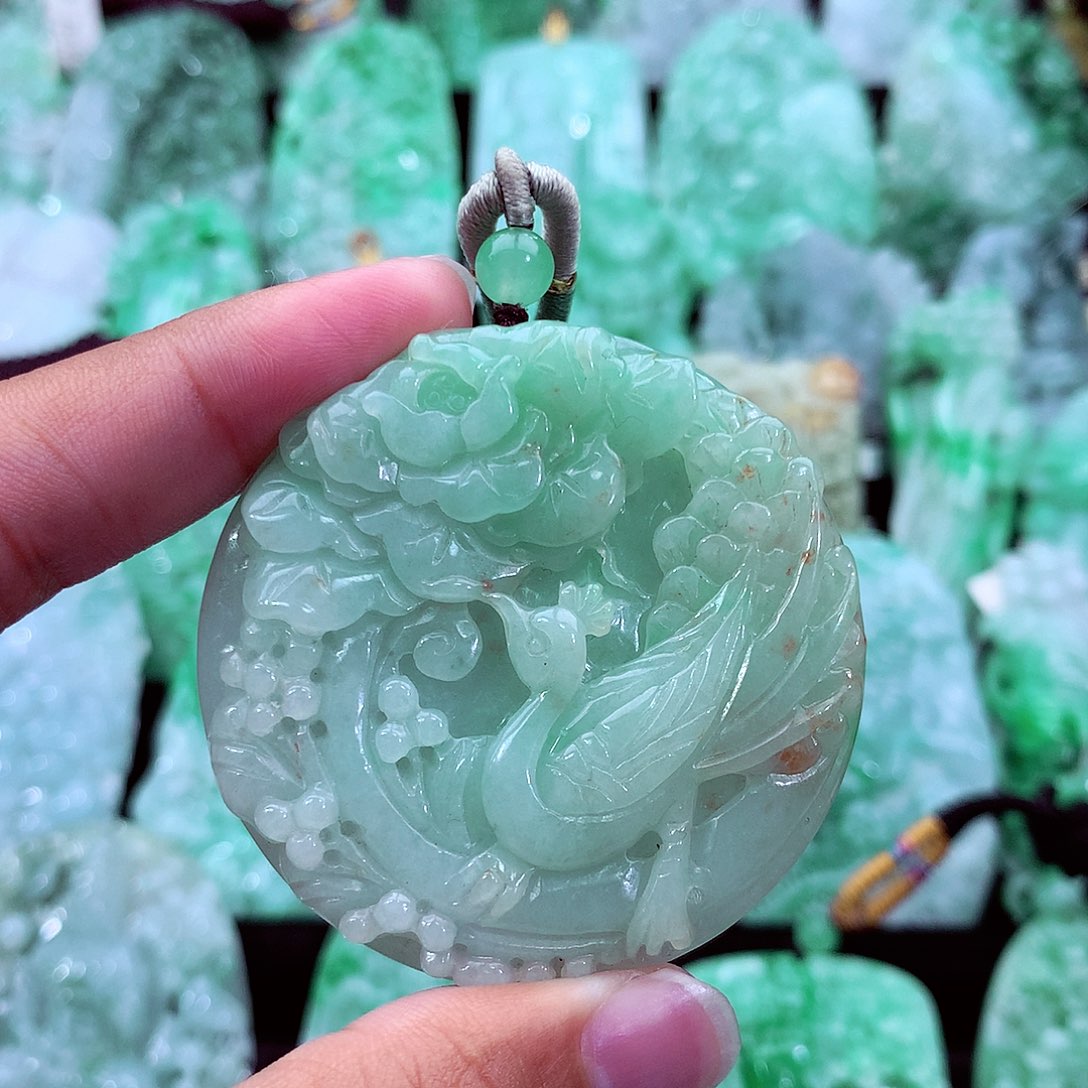 吊坠(不含链)未镶嵌翡翠