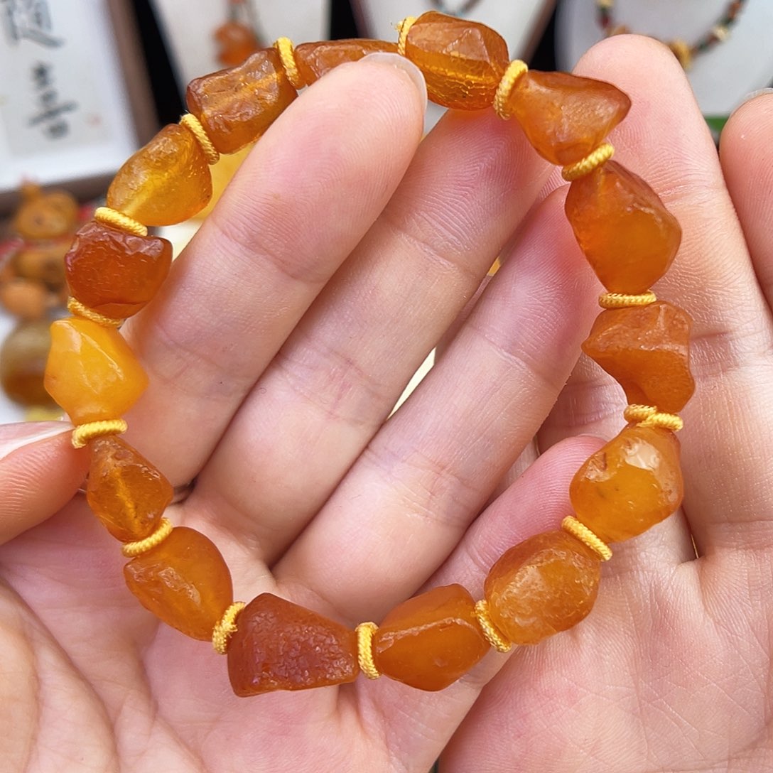 琥珀未镶嵌珠宝奇石