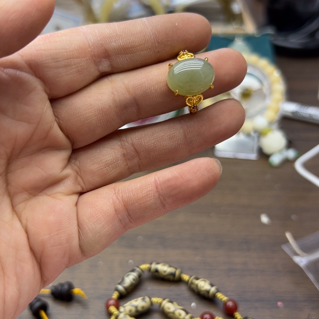 和田玉未镶嵌戒指330