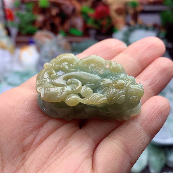 吊坠(不含链)未镶嵌翡翠