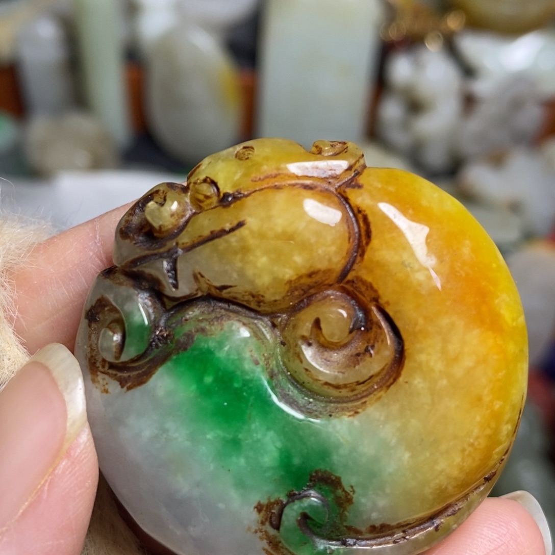 和田玉（糖玉）未镶嵌颈饰