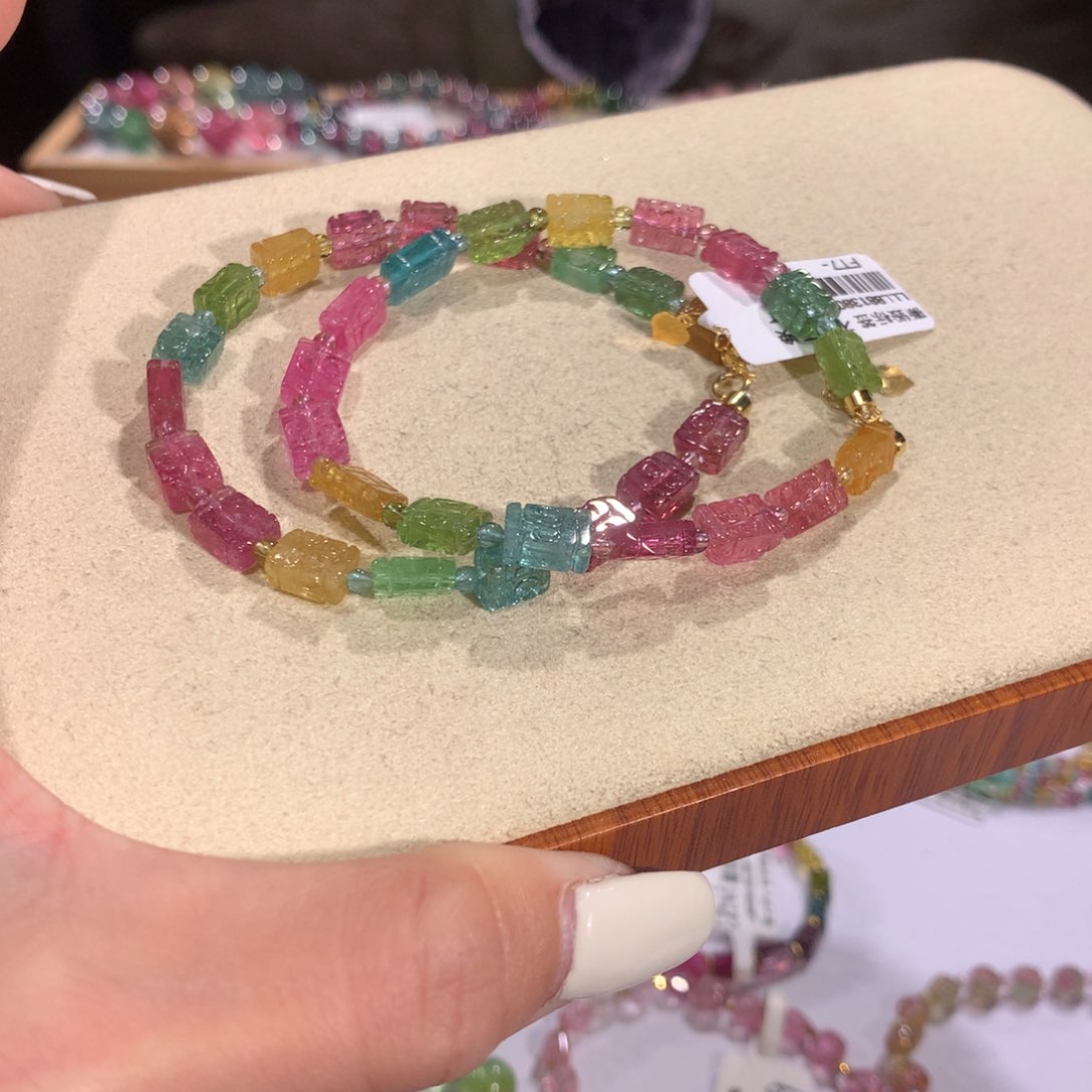 碧玺多样性发货一件未镶嵌