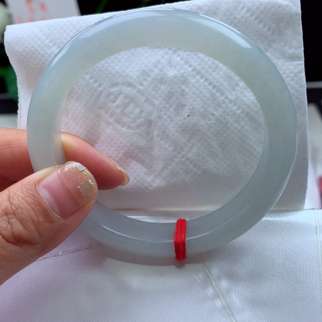 未镶嵌手镯翡翠纯天然9