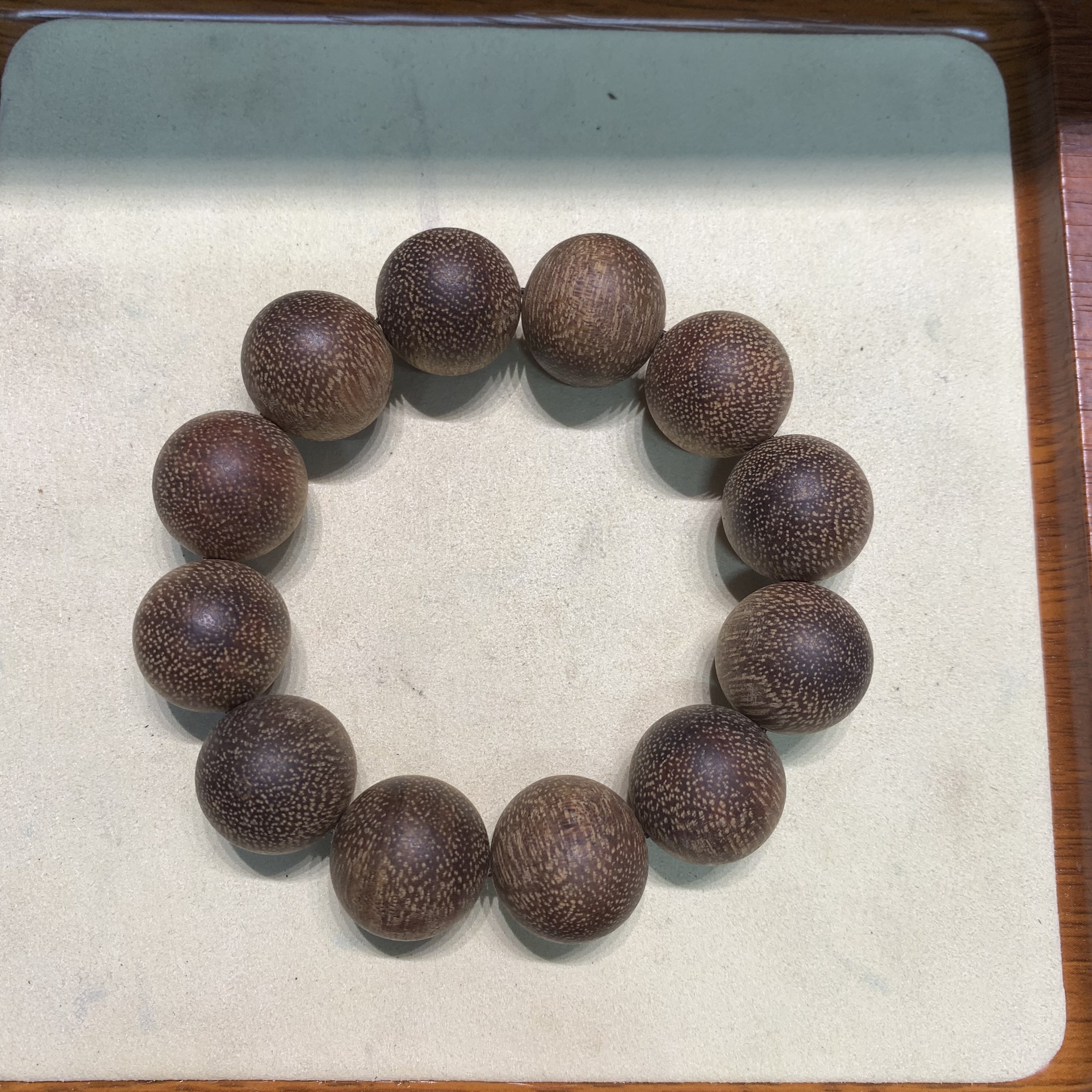 精品蚁王重楼共生料手链丫0511