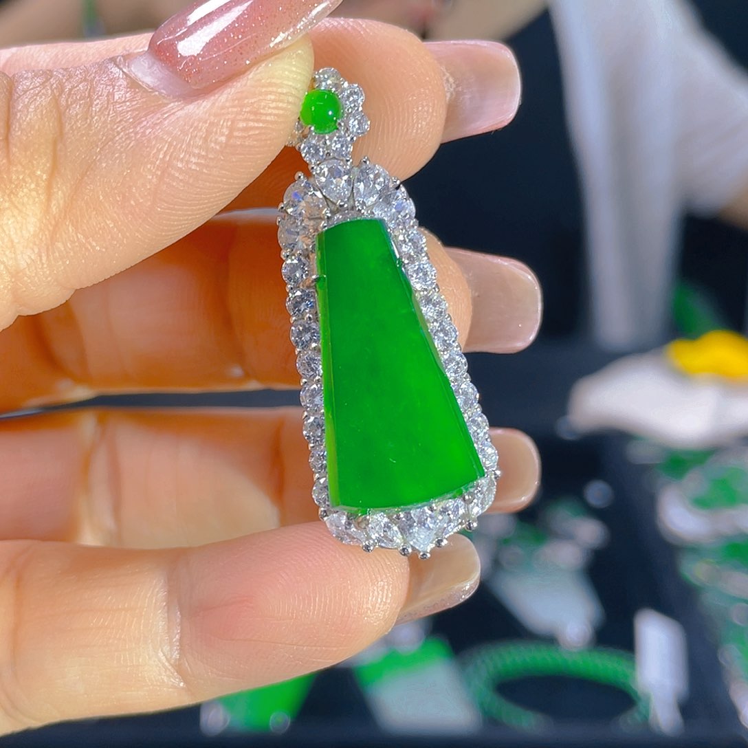 翡翠银S925镶嵌颈饰天然