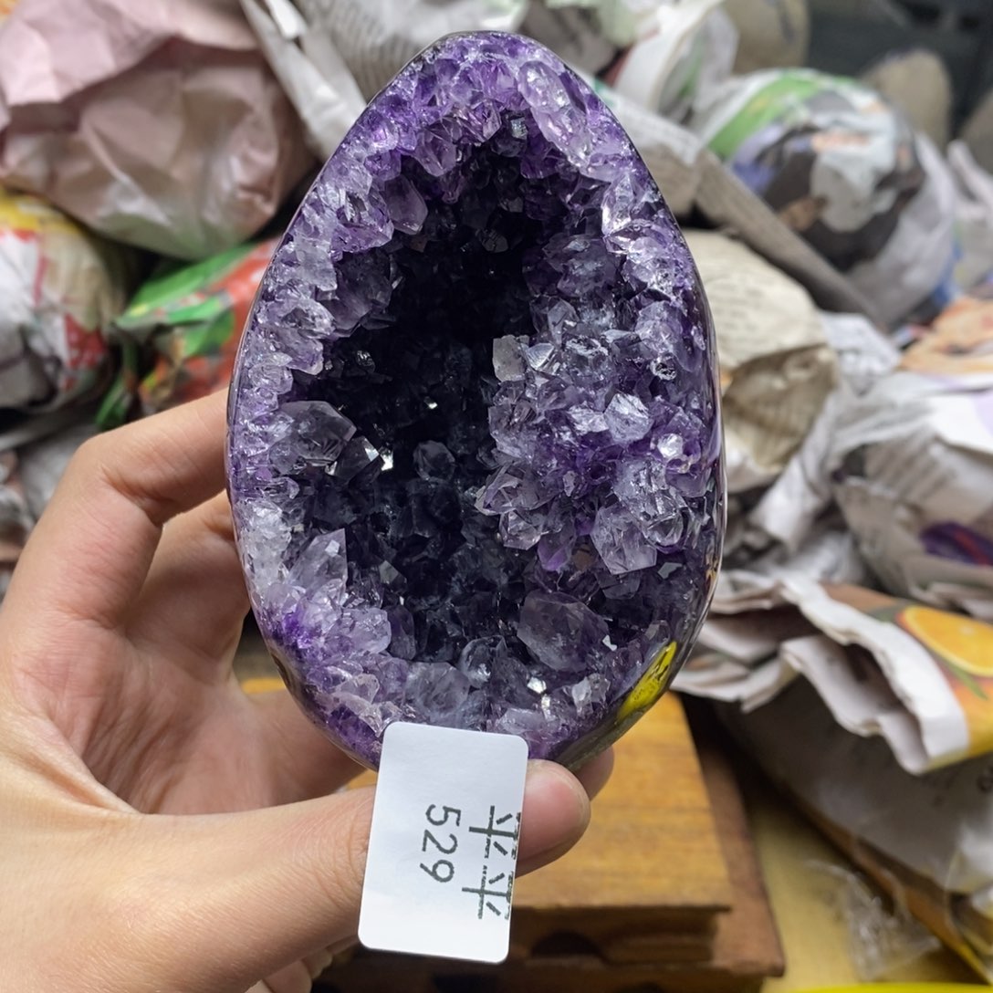 紫晶乌拉圭未镶嵌