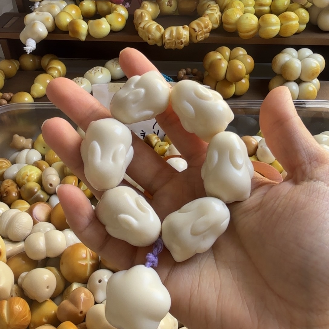 吊坠菩提根/象牙果