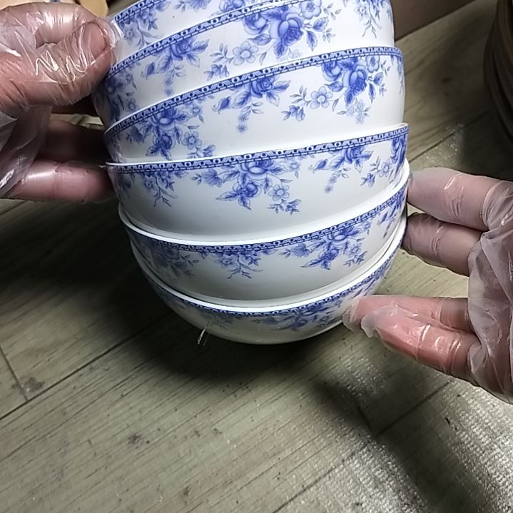 盘瓷片陶瓷杯盘壶碗都有