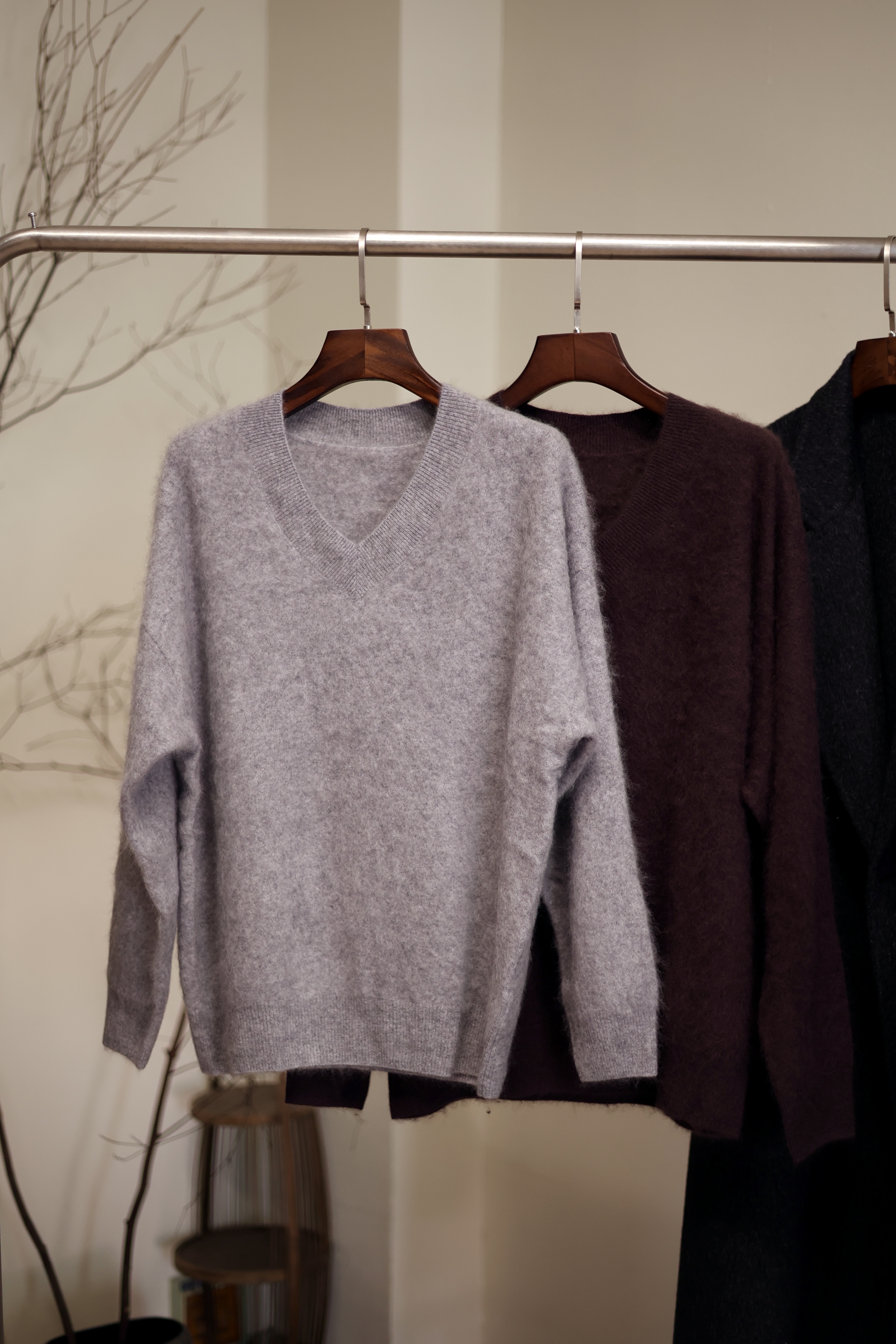 见暖-简约休闲羊绒羊毛女士V领拉绒长袖针织衫