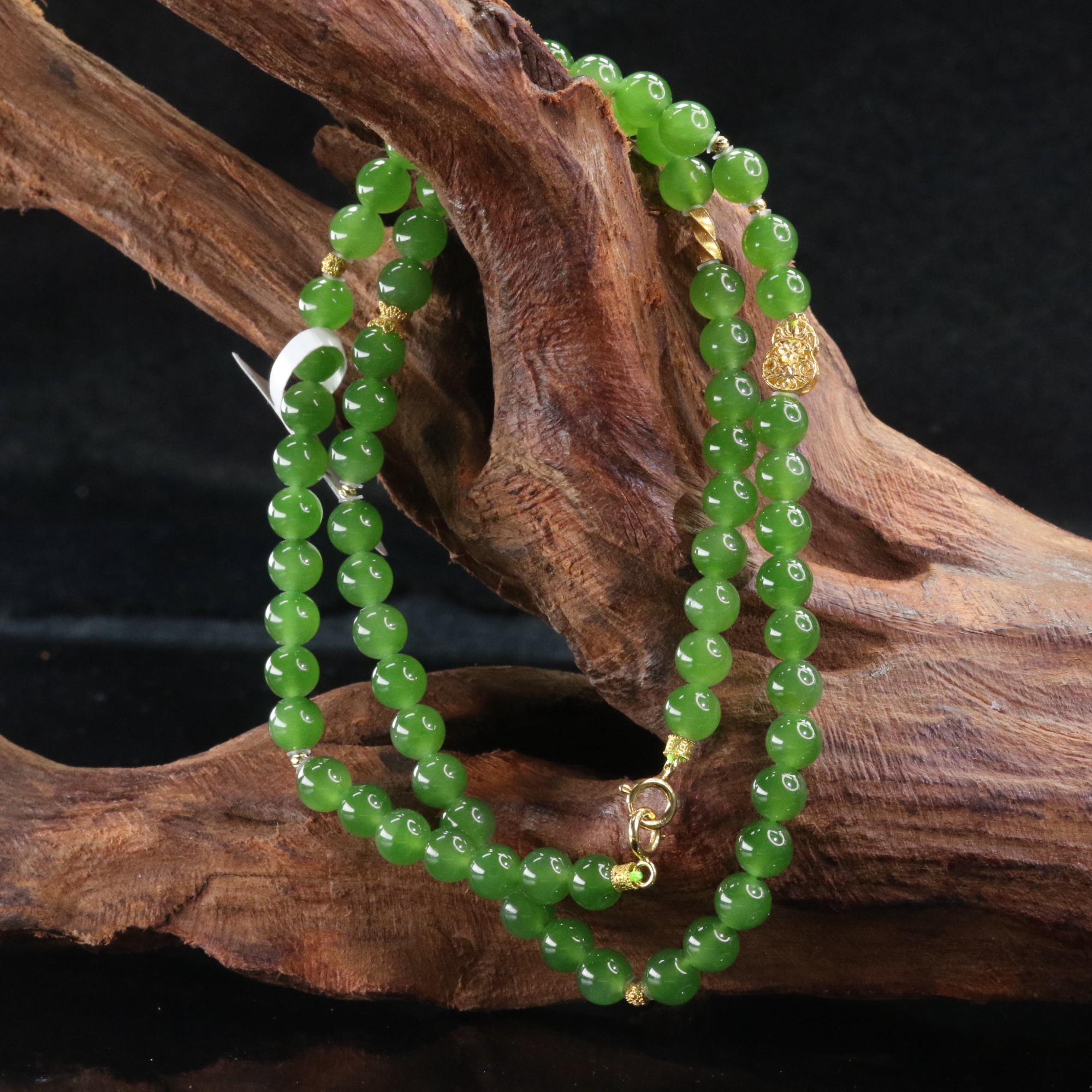 24和田玉18K俄七碧玉项链/300250上海嘉禾拍卖