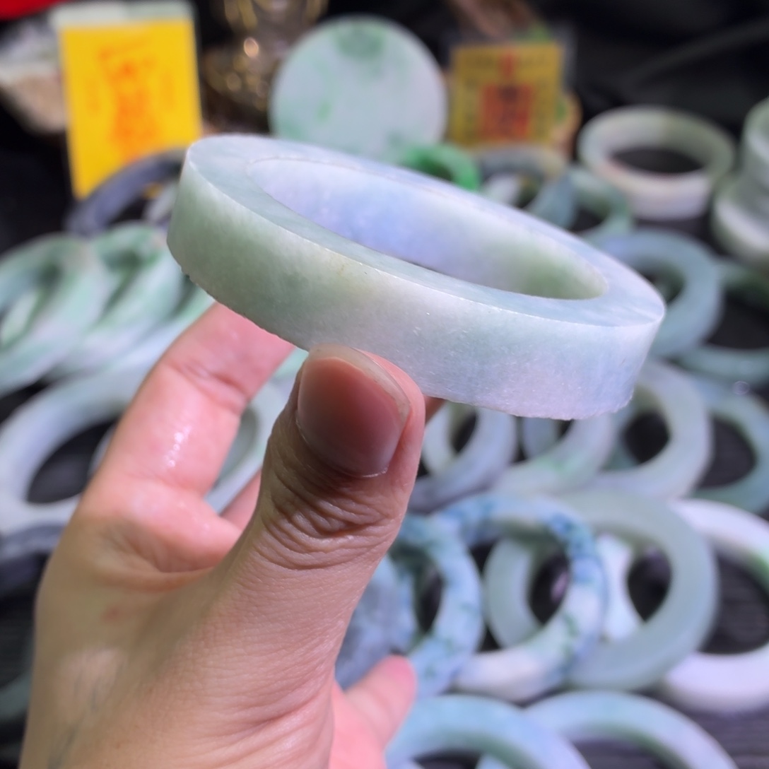 定制翡翠未镶嵌天然翡翠A货毛胚手镯定制
