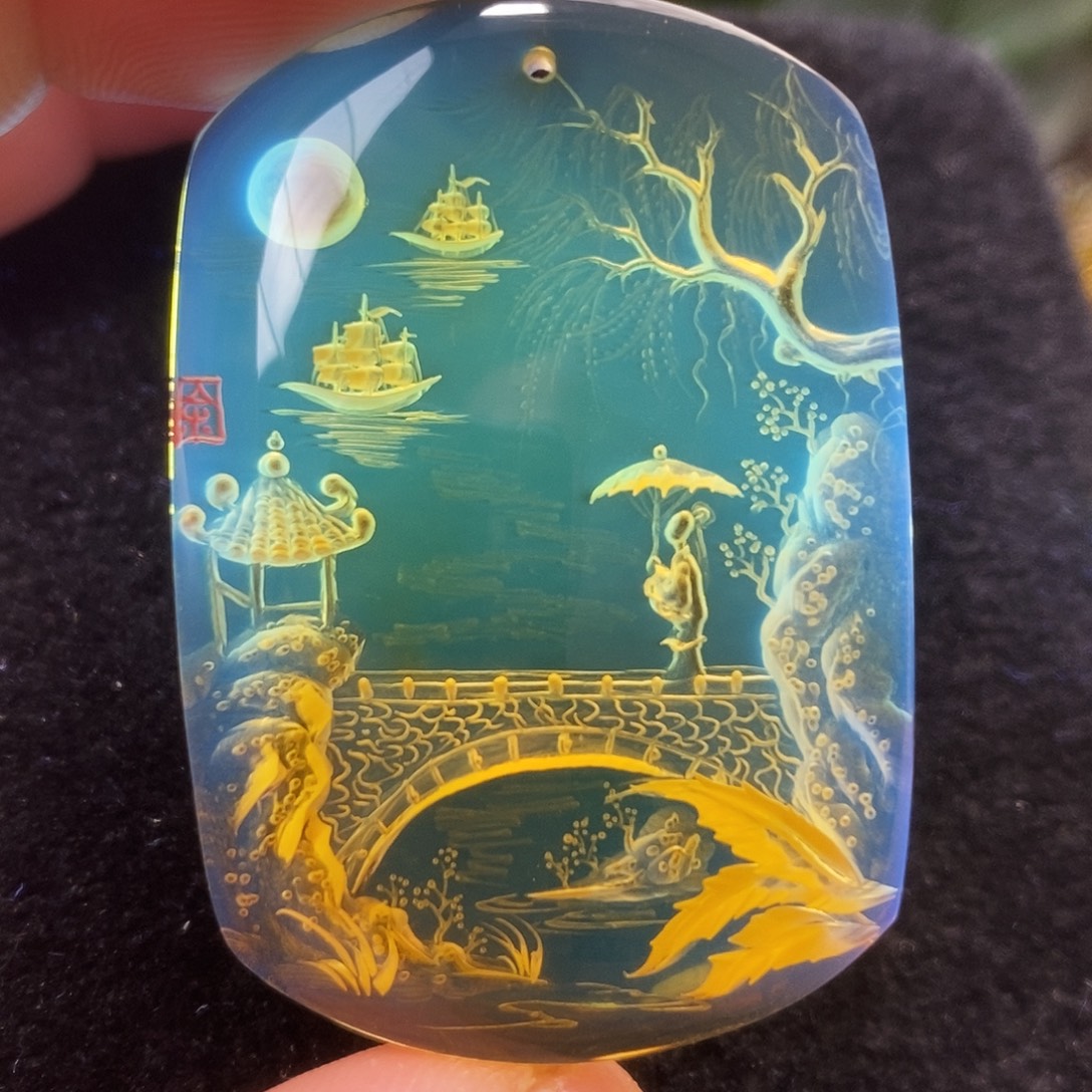 蓝珀未镶嵌吊坠(不含链)