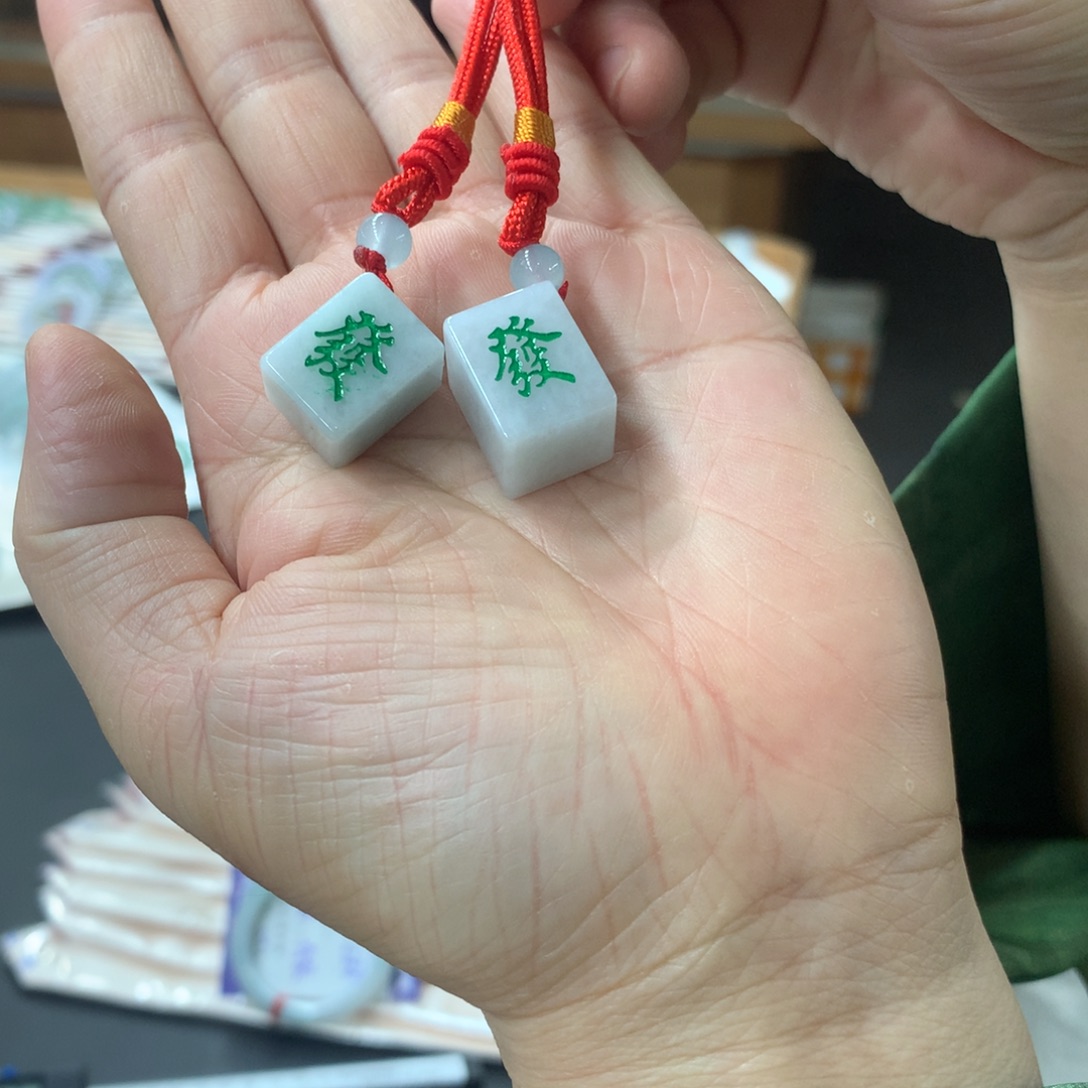 翡翠未镶嵌手镯手链多样性