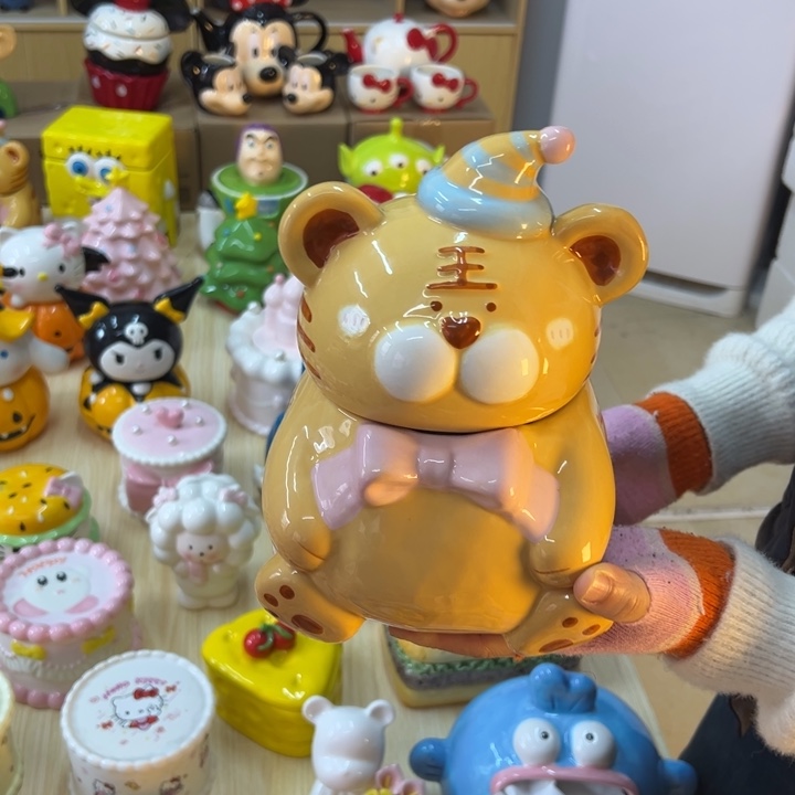 摆件陶瓷等行业的产品出口