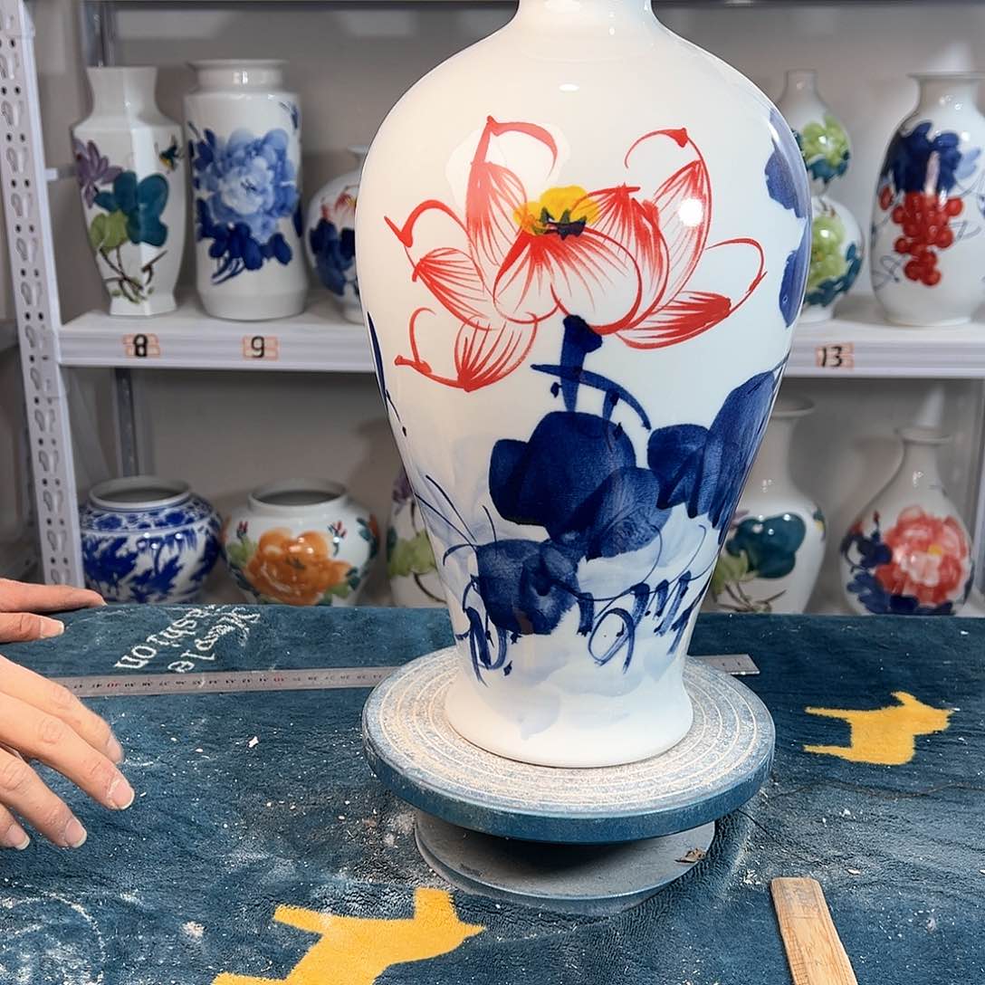 摆件景德镇陶瓷梅荷