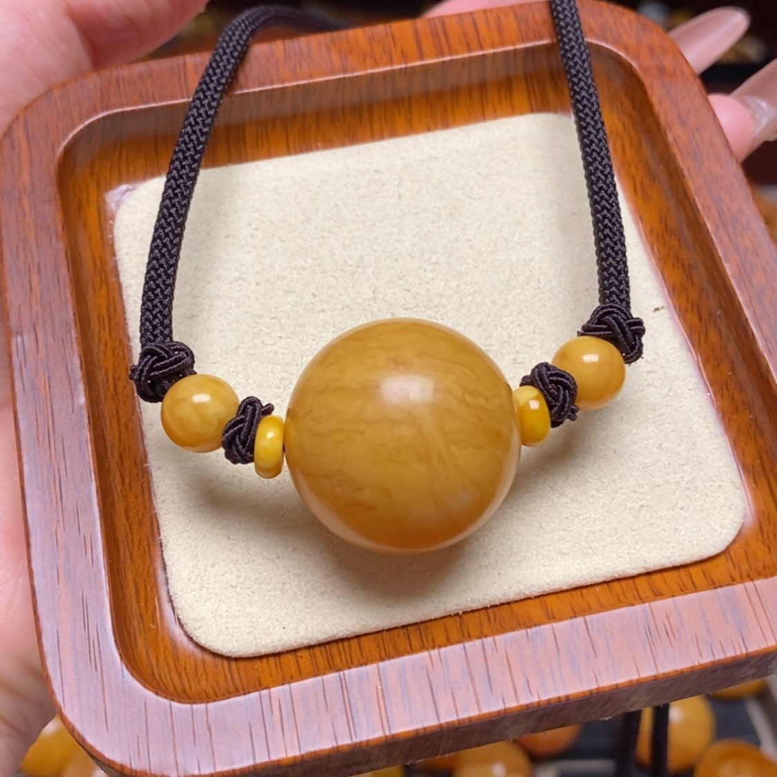 【闪购商品】蜜蜡颈饰未镶嵌项链