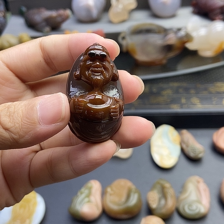 未镶嵌其他石英质玉