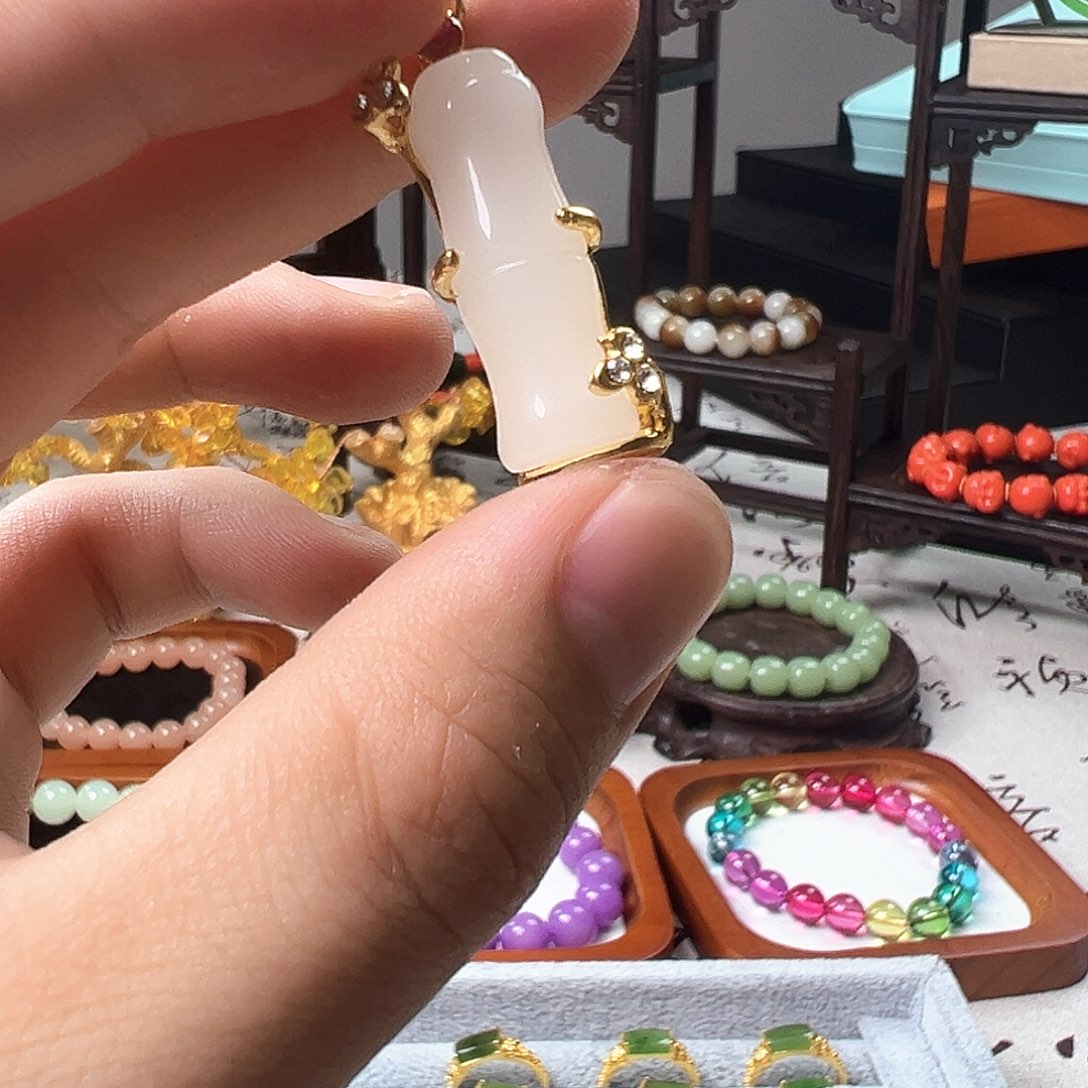石英石铜合金竹节款吊坠