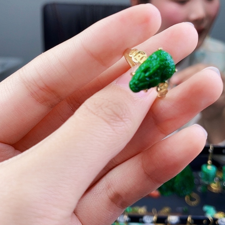 翡翠戒指银S925镶嵌饰品