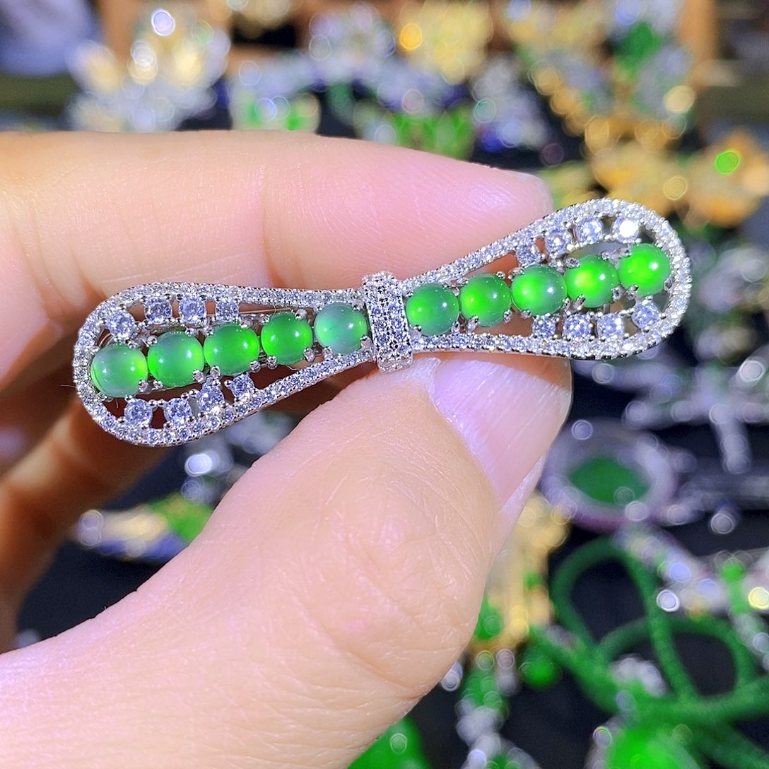 吊坠(不含链)银S925镶嵌翡翠