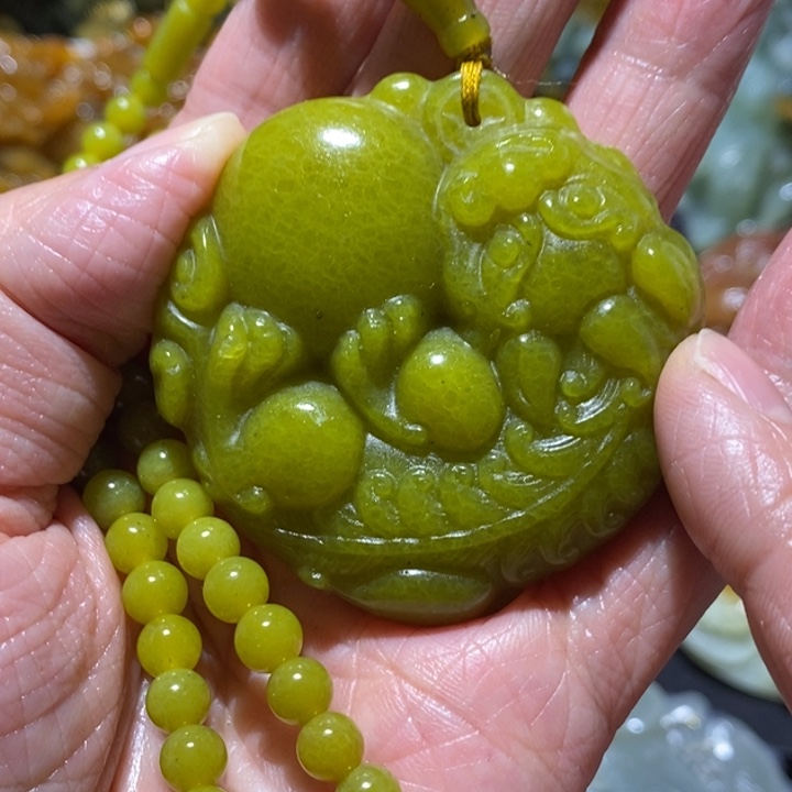 岫玉岫玉吊坠未镶嵌