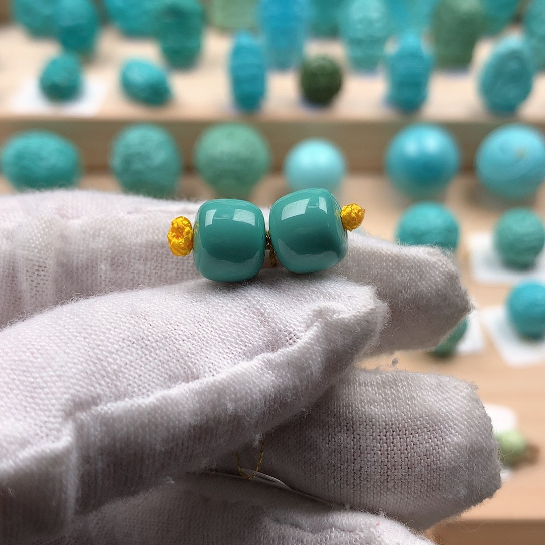 绿松石配饰未镶嵌