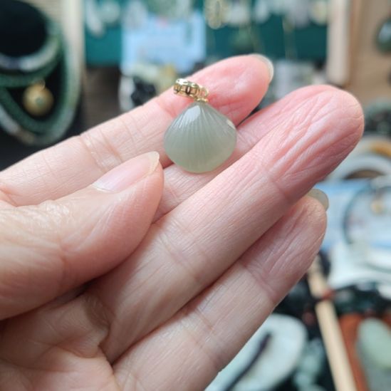 和田玉未镶嵌挂件