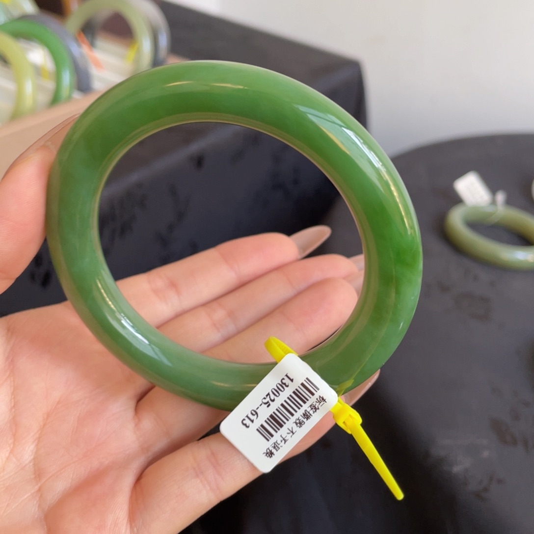 未镶嵌手镯和田玉口径59-60