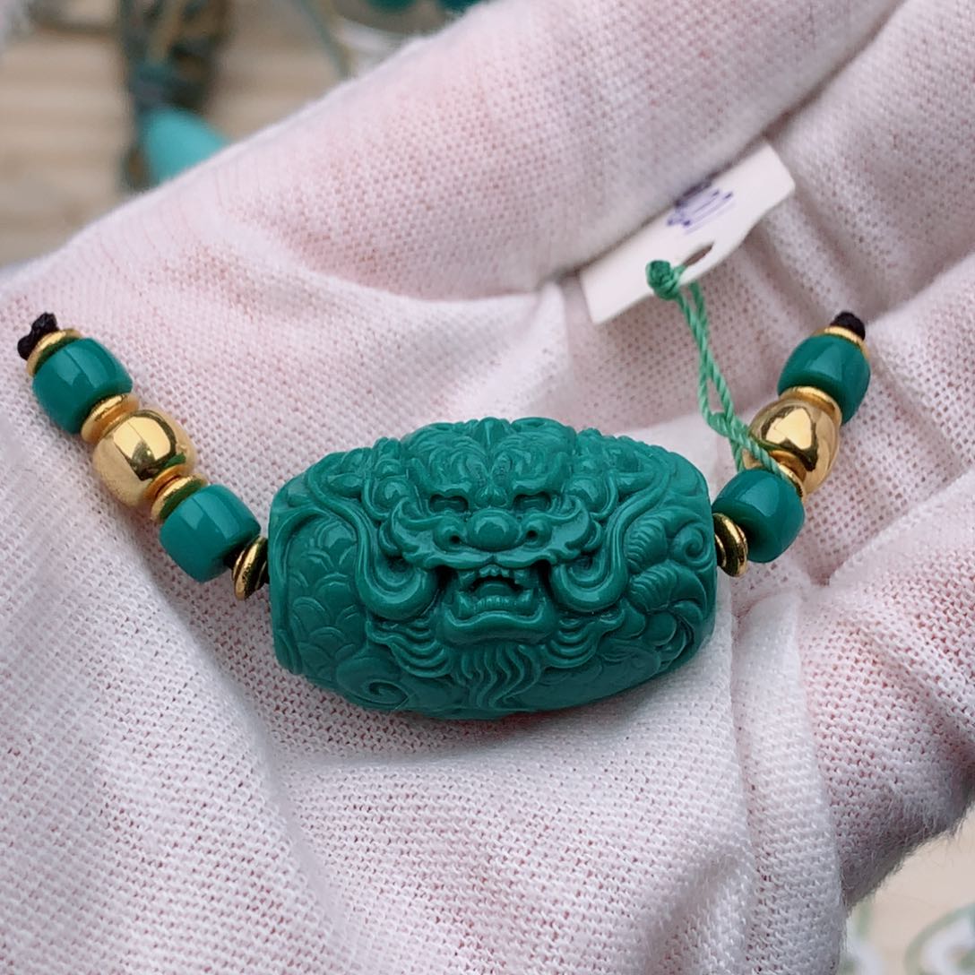 绿松石绿松石未镶嵌