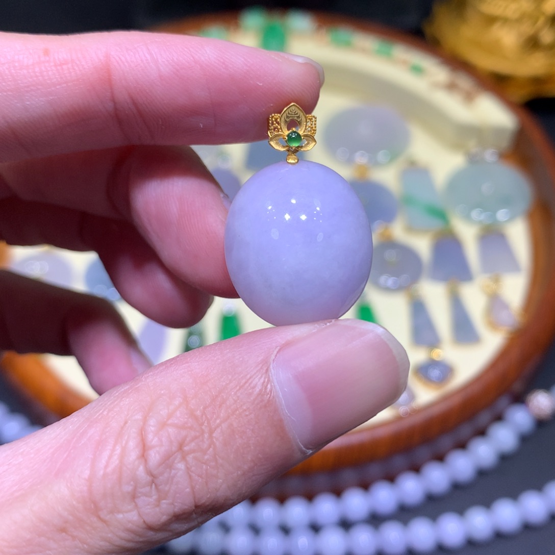 翡翠吊坠(不含链)18K金镶嵌
