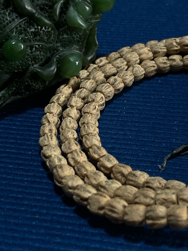 柏香籽108长串顺纹直切A130