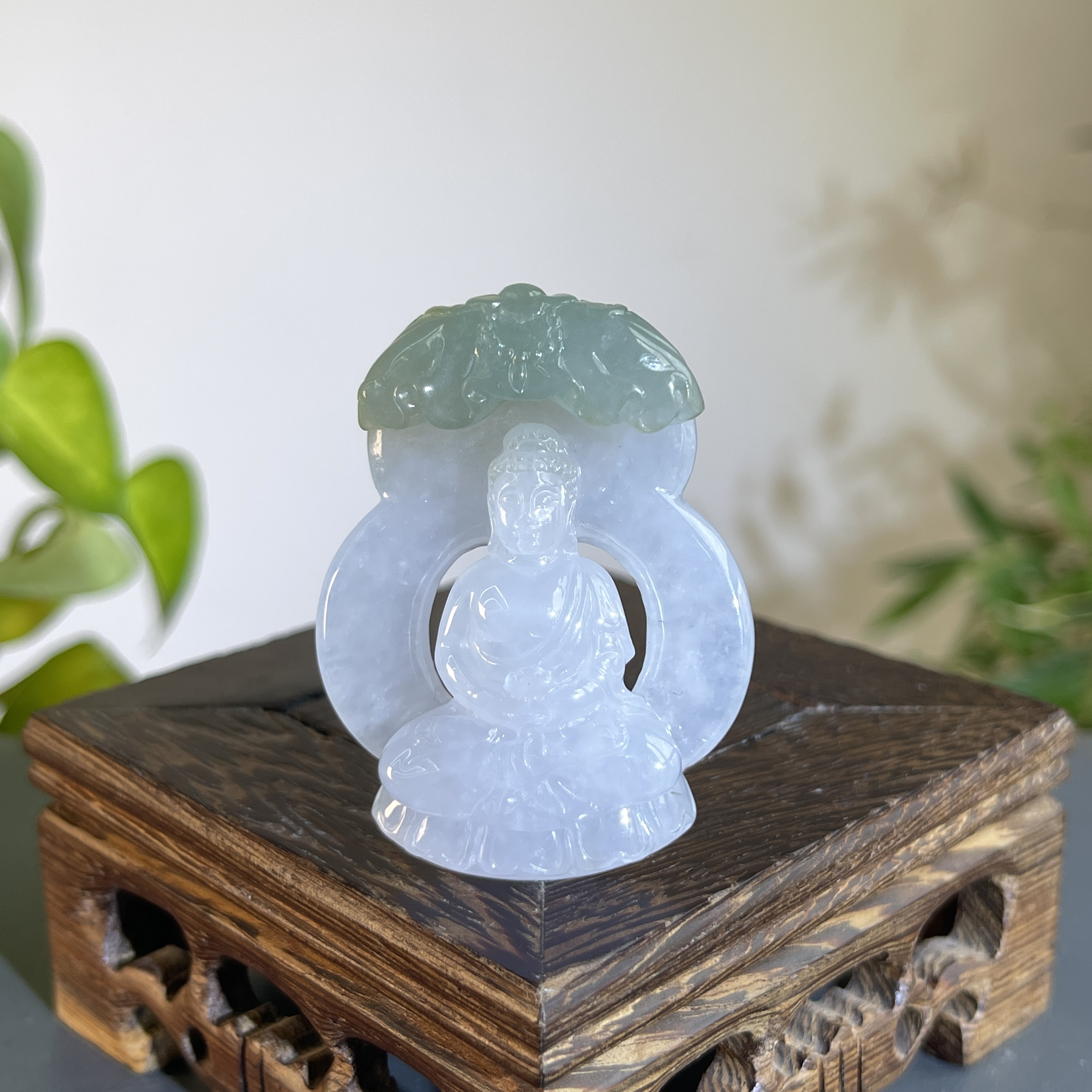 JXA10-150   天然缅甸A货翡翠   大日如来