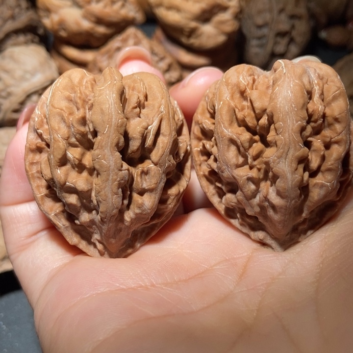 把件文玩核桃东北楸子小雪7