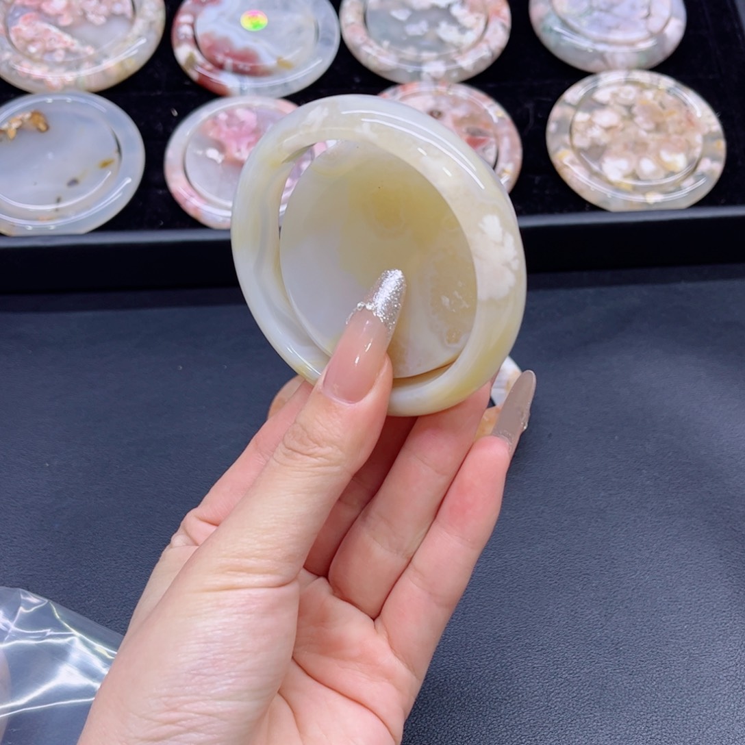 玛瑙/玉髓手镯未镶嵌5657