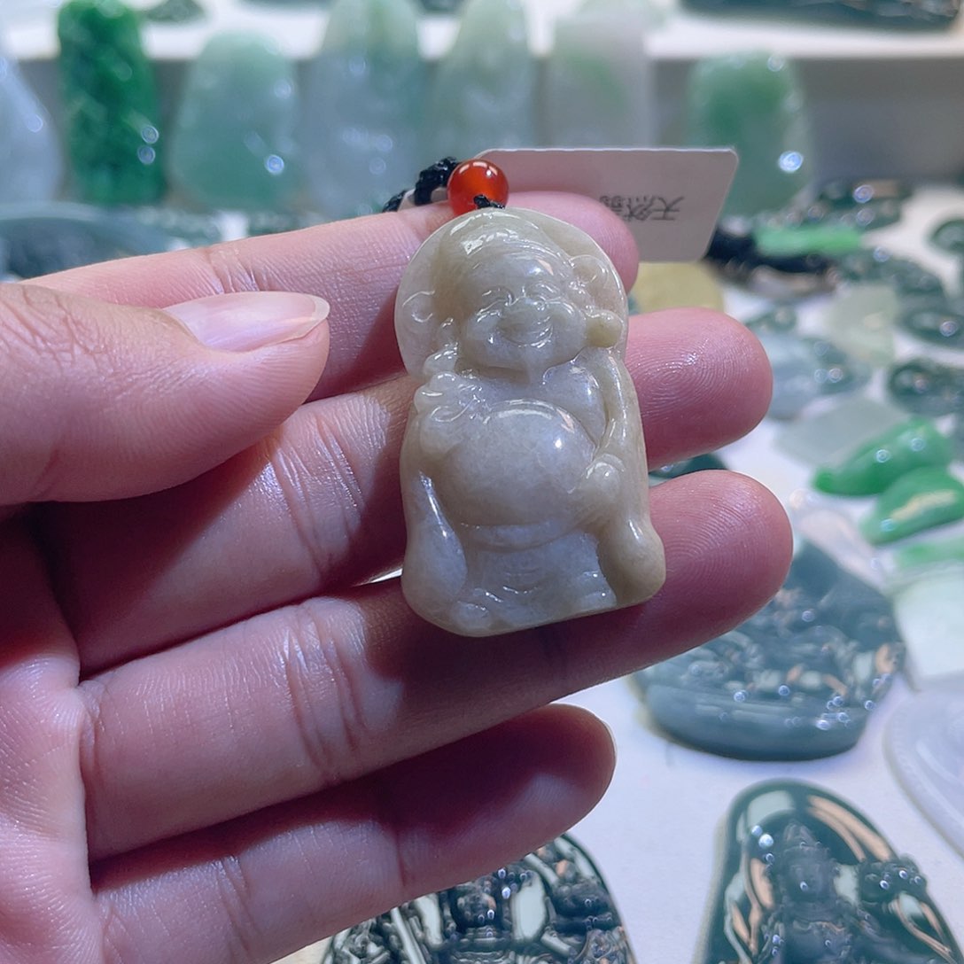 翡翠颈饰未镶嵌翡翠挂件