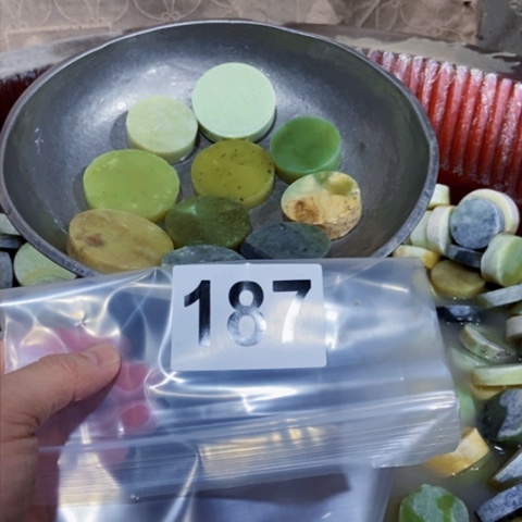 【闪购商品】蛇纹石玉珠宝半成品未镶嵌