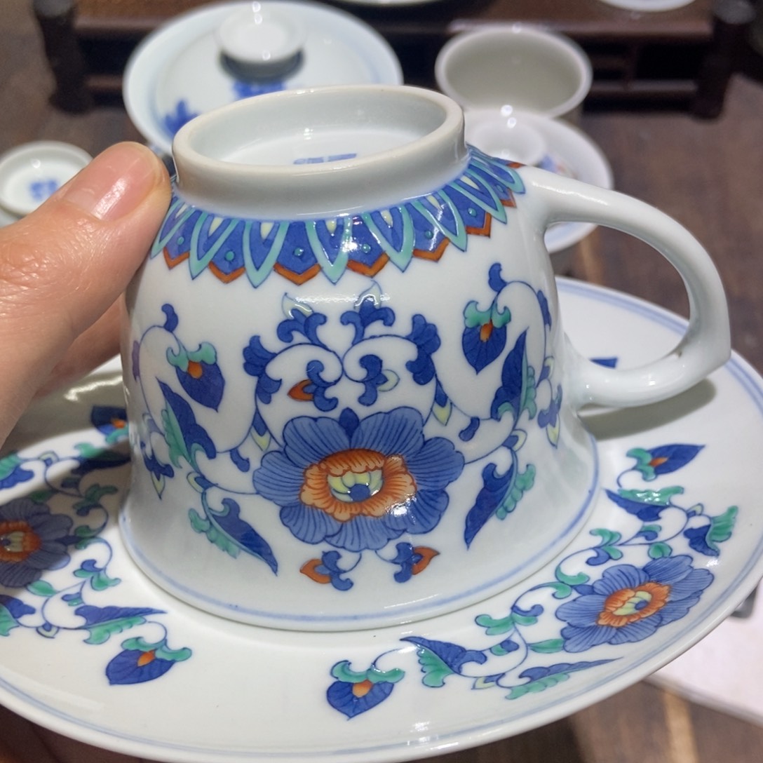 钧***汐陶瓷艺术品的制作