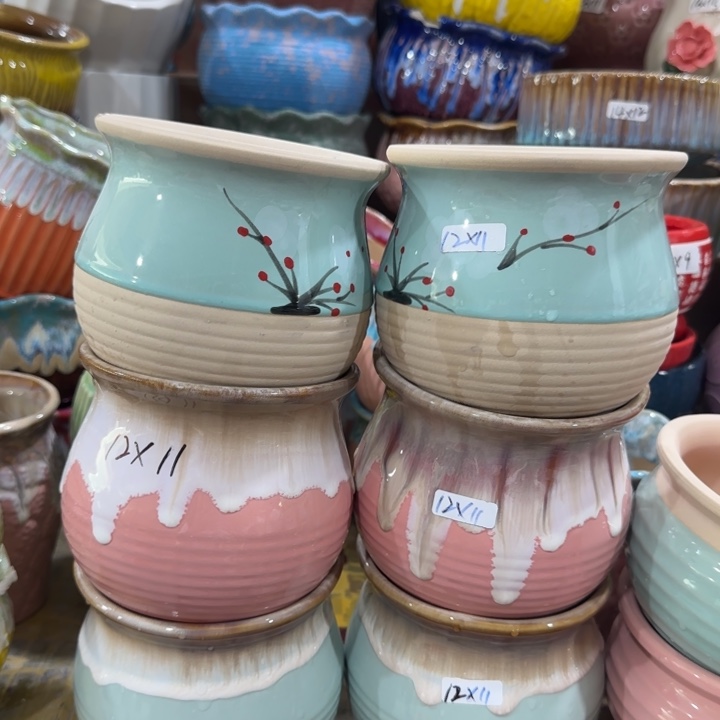 凑9块包邮，有孔，陶瓷花盆