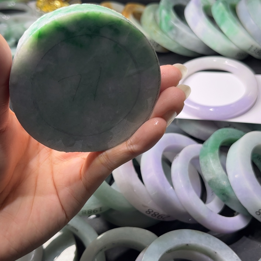 定制翡翠手镯未镶嵌