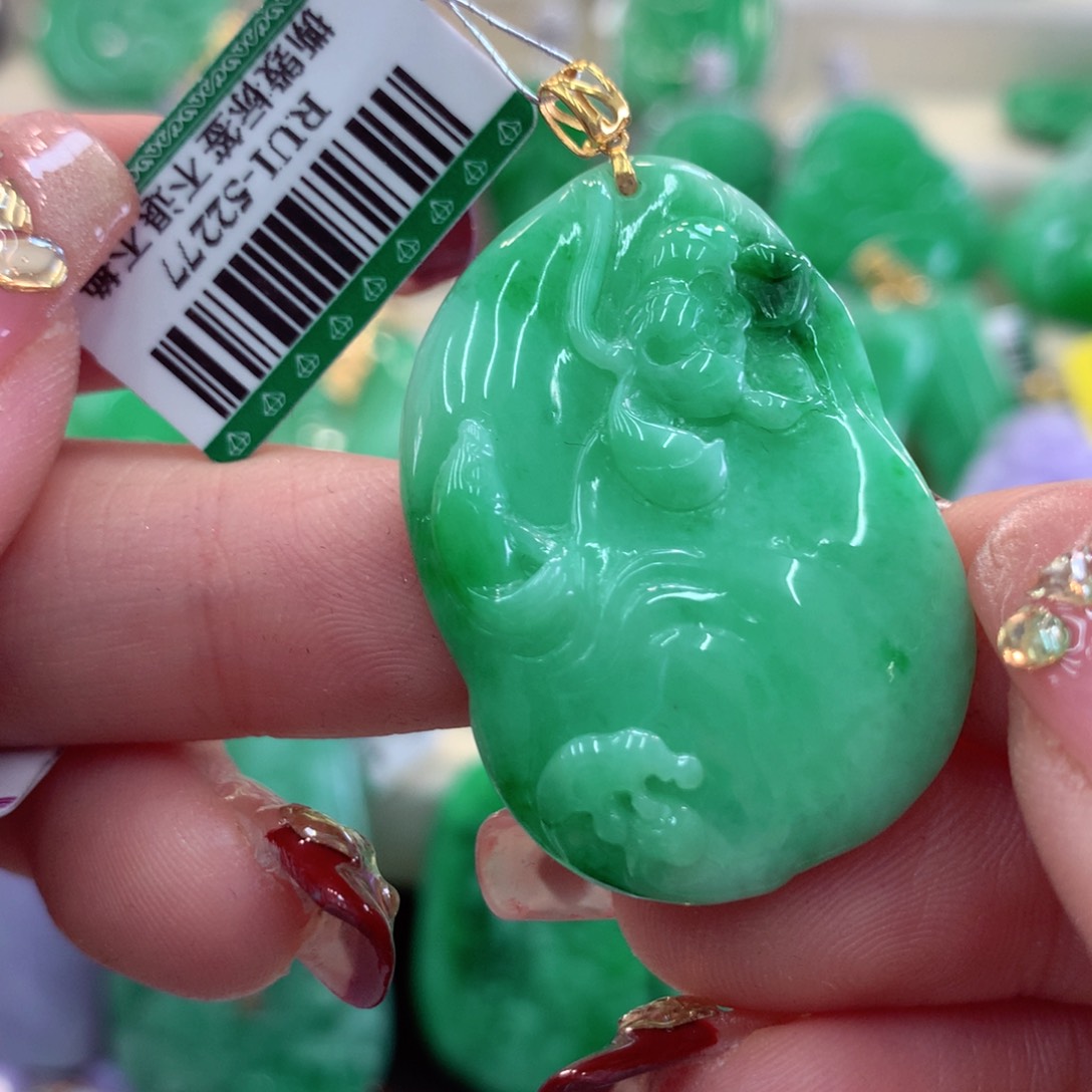 翡翠吊坠(不含链)18K金镶嵌