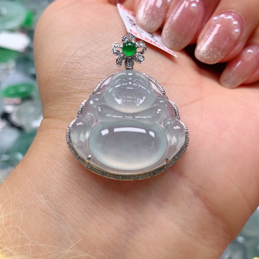 翡翠颈饰18K金镶嵌天然翡翠