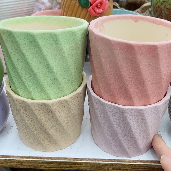 多肉绿植陶瓷花盆9.9包邮，有孔