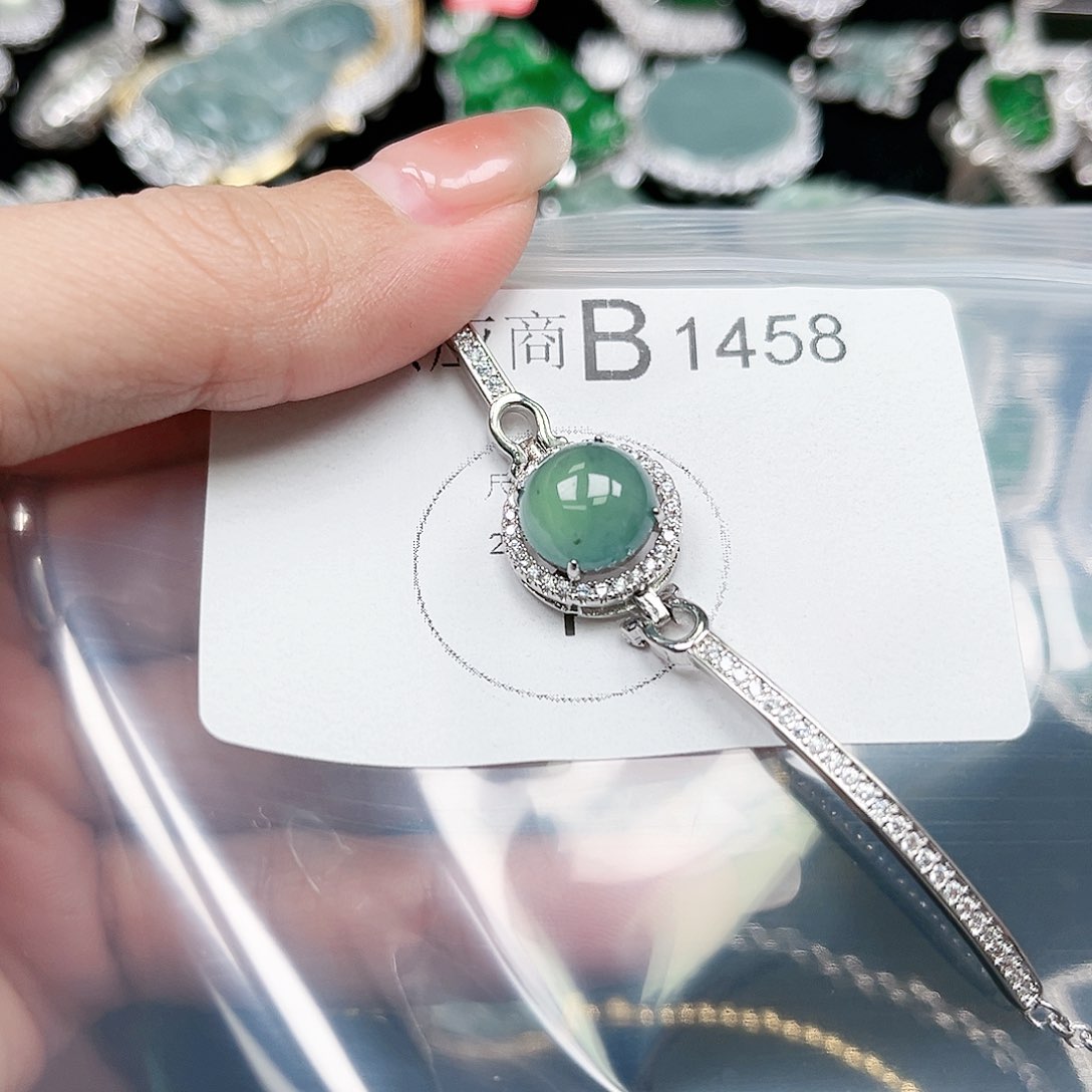 翡翠颈饰未镶嵌翡翠1458