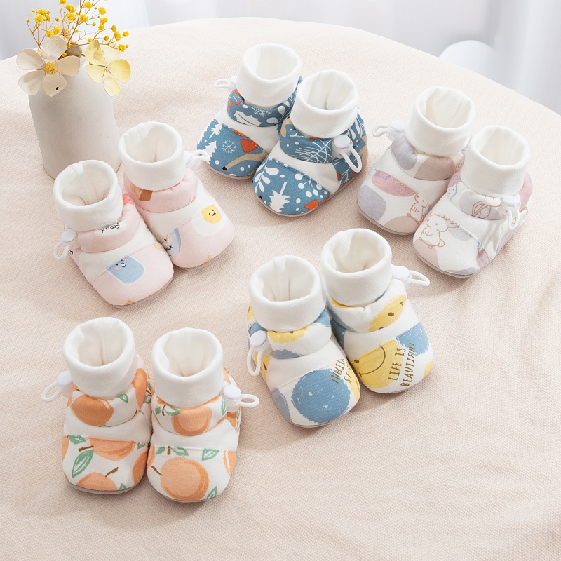 春秋新款婴幼儿学步前鞋6-12个月鞋袜一体新生男女宝宝防滑软底 